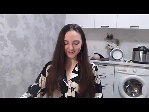 Snapshot of StacyMind chatting on 9, 1, 2025 StacyMind online show from 9, 1, 2025