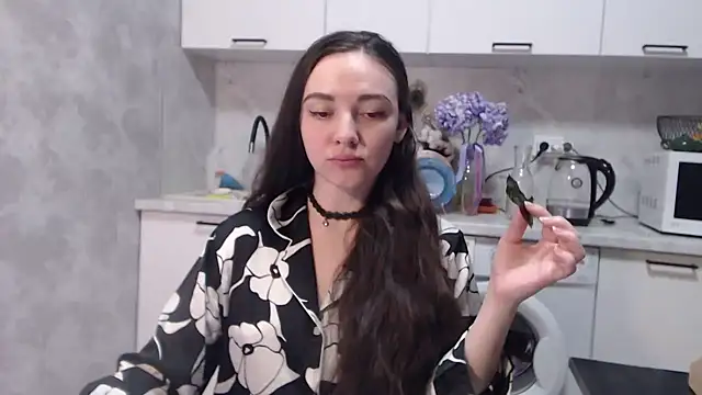 Snapshot of StacyMind chatting on 7, 2, 2025 StacyMind online show from 7, 2, 2025