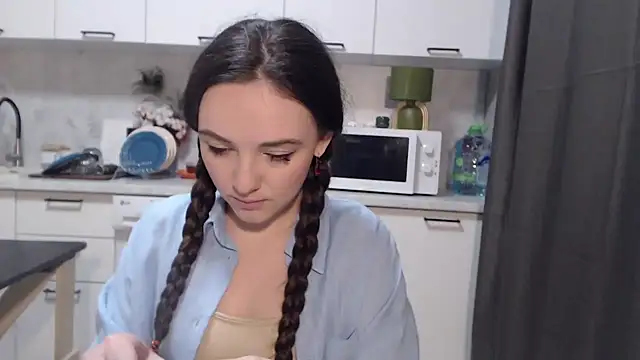 Snapshot of StacyMind chatting on 10, 2, 2025 StacyMind online show from 10, 2, 2025