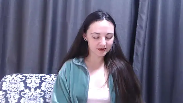 Snapshot of StacyMind chatting on 3, 10, 2025 StacyMind online show from 3, 10, 2025