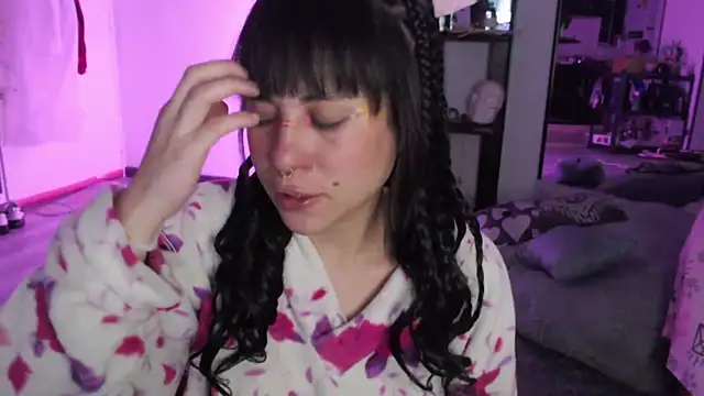 Snapshot of Hellen_dumont chatting on 7, 1, 2026 Hellen dumont online show from 7, 1, 2026