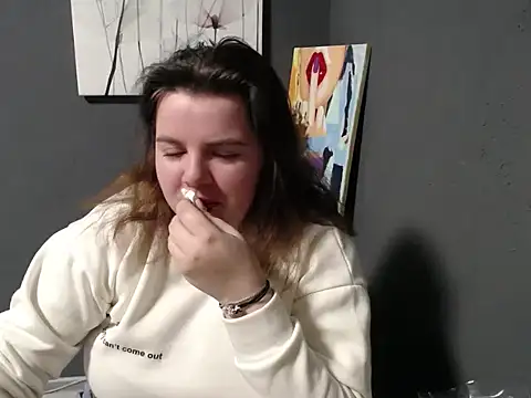 so shy online show from 22, 3, 2025