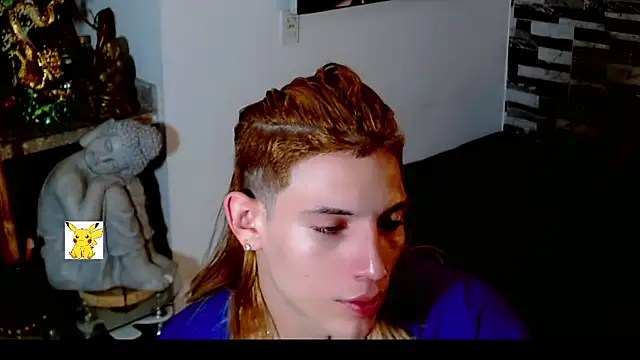 Snapshot of honey_skin chatting on 22, 1, 2025 honey skin online show from 22, 1, 2025