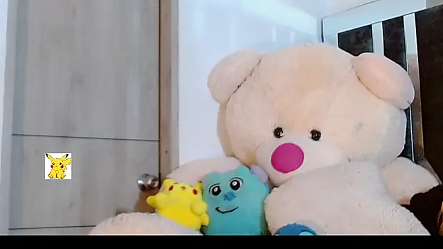 Snapshot of honey_skin chatting on 6, 2, 2025 honey skin online show from 6, 2, 2025