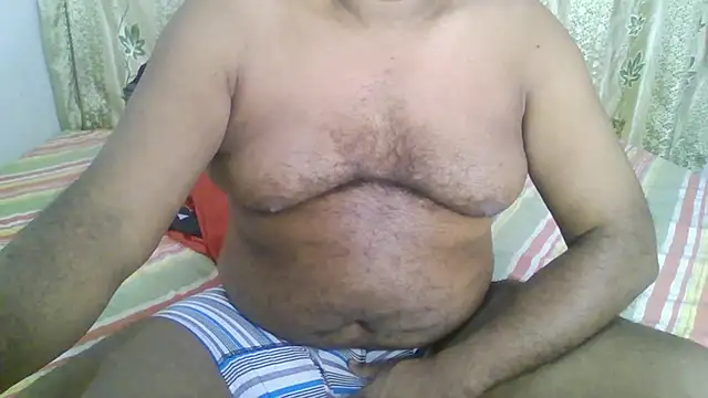 Snapshot of Beargryzzly chatting on 3, 1, 2025 Beargryzzly online show from 3, 1, 2025