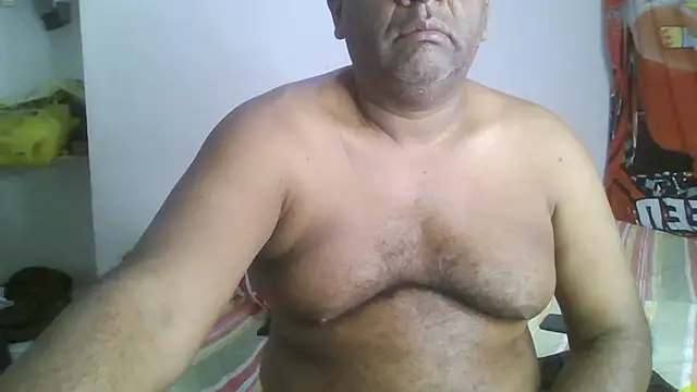 Snapshot of Beargryzzly chatting on 28, 1, 2025 Beargryzzly online show from 28, 1, 2025