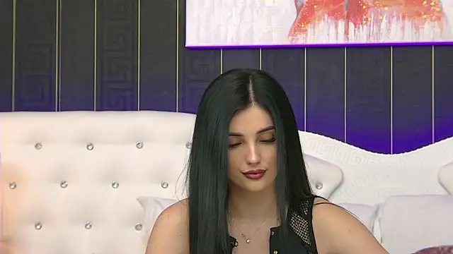 SophiaVilner online show from 5, 2, 2025