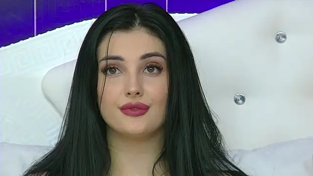 SophiaVilner online show from 10, 2, 2025