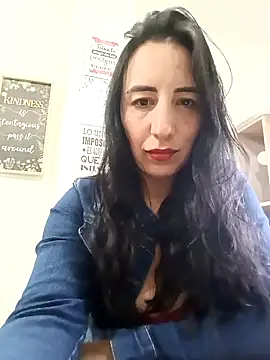 christine-x online show from 18, 2, 2025