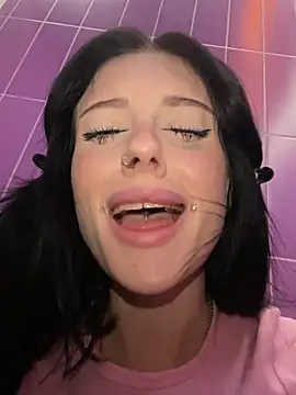 Snapshot of Melissa_crazy chatting on 26, 12, 2024 Melissa crazy online show from 26, 12, 2024