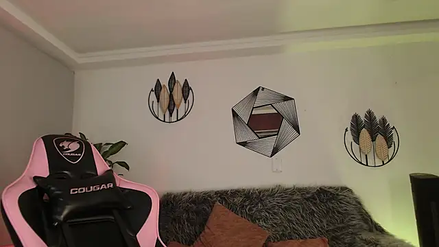 Mayli-x online show from 16, 3, 2025