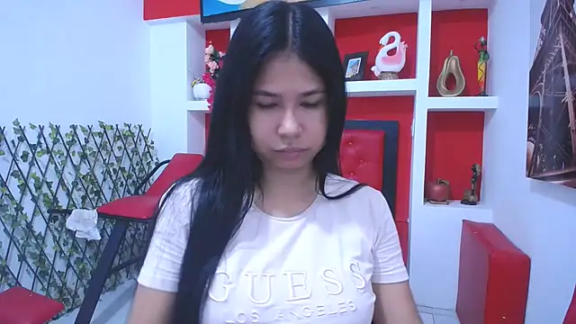 Letty Plugxo online show from 19, 1, 2026