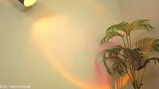 Snapshot of Naomi_Girly chatting on 13, 12, 2025 Naomi Girly online show from 13, 12, 2025