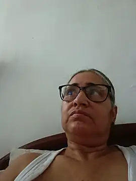 Snapshot of _candi chatting on 19, 6, 2026 candi online show from 19, 6, 2026