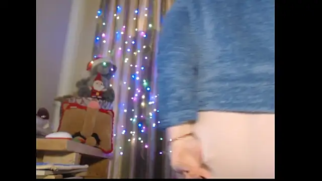 Snapshot of amorelara chatting on 1, 12, 2025 amorelara online show from 1, 12, 2025