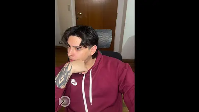 Snapshot of Markuss_b chatting on 16, 6, 2026 Markuss b online show from 16, 6, 2026