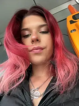 RiriRoseey online show from 17, 11, 2025