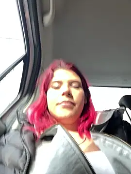 RiriRoseey online show from 1, 2, 2026