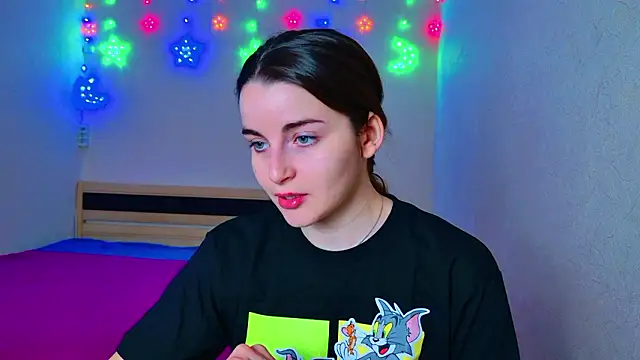 Snapshot of Miss_Arwen chatting on 3, 12, 2024 Miss Arwen online show from 3, 12, 2024