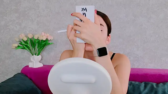 Snapshot of Miss_Arwen chatting on 2, 10, 2025 Miss Arwen online show from 2, 10, 2025