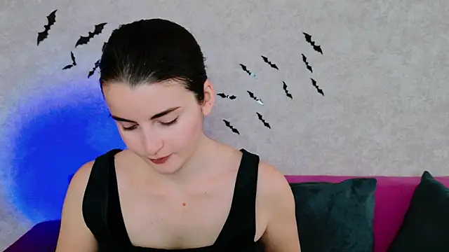 Snapshot of Miss_Arwen chatting on 28, 10, 2025 Miss Arwen online show from 28, 10, 2025