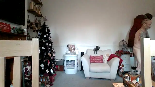 Shyboy817 online show from 16, 12, 2025