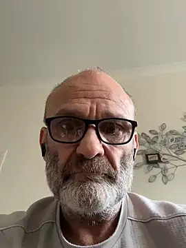 Shyboy817 online show from 3, 3, 2026