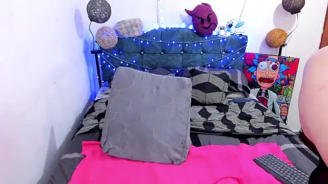 goldenbubble   online show from 11, 3, 2025