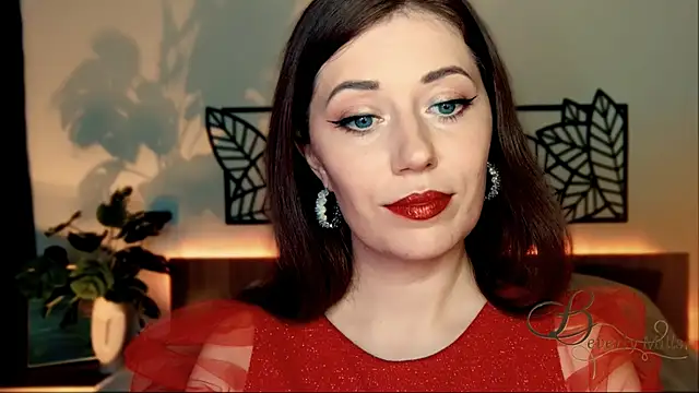 MissBeverlyMills online show from 8, 12, 2024