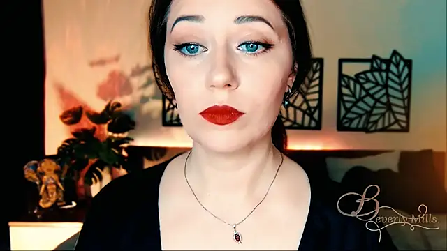 MissBeverlyMills online show from 20, 3, 2025