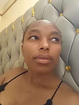 Missthigh online show from 13, 2, 2026