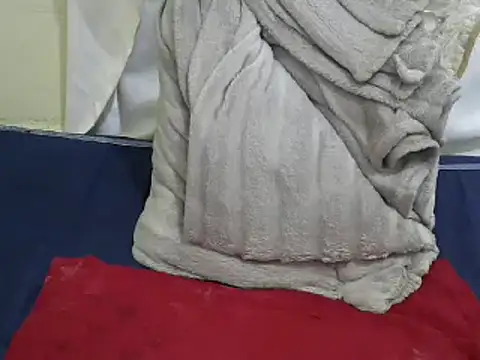 sweet-bery online show from 26, 1, 2025