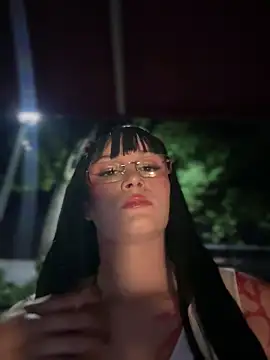 Snapshot of Electra_doll_ chatting on 1, 3, 2025 Electra doll online show from 1, 3, 2025