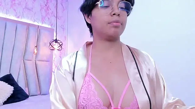 Emmapark  online show from 20, 3, 2025