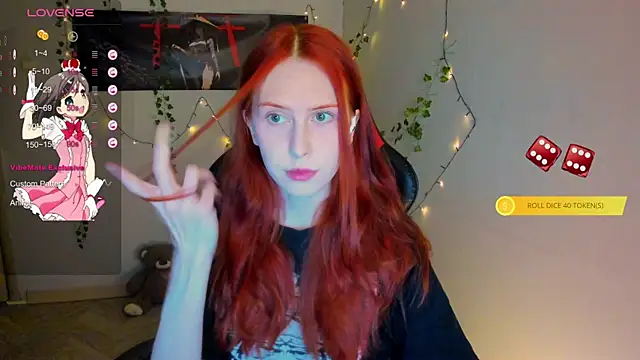 Snapshot of FruttiTatti chatting on 28, 11, 2025 FruttiTatti online show from 28, 11, 2025