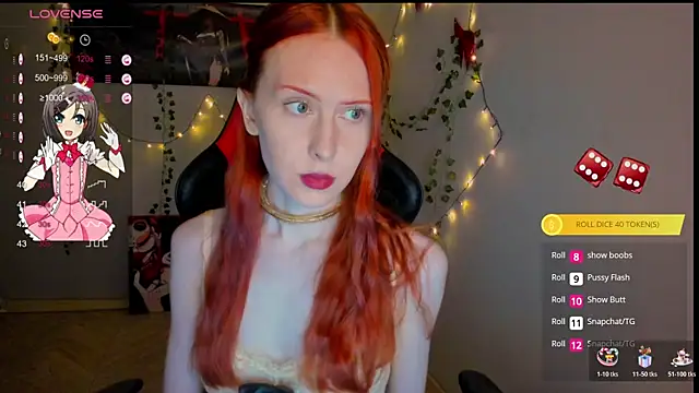 Snapshot of FruttiTatti chatting on 13, 12, 2025 FruttiTatti online show from 13, 12, 2025