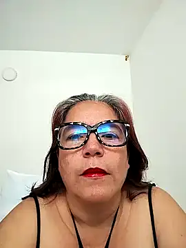 Snapshot of MARIANMILLS__ chatting on 5, 1, 2025 MARIANMILLS online show from 5, 1, 2025