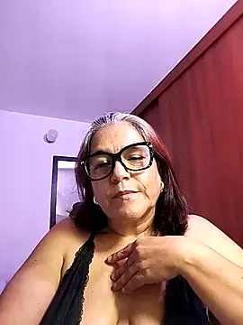 Snapshot of MARIANMILLS__ chatting on 2, 12, 2025 MARIANMILLS online show from 2, 12, 2025
