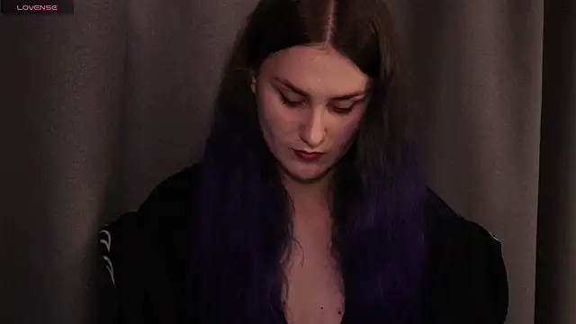 Erotic Synth Goddess online show from 17, 10, 2025