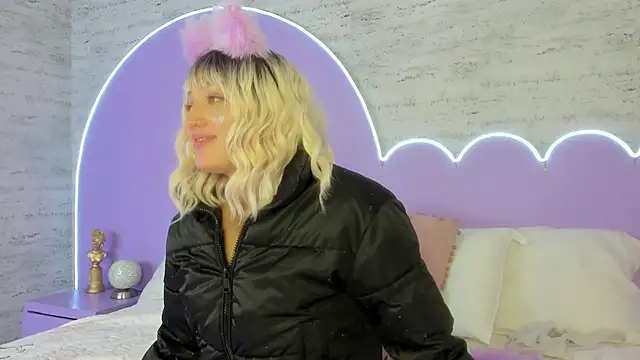 Giaa Ross online show from 23, 11, 2025