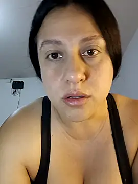 whitegirl0122 online show from 29, 10, 2025