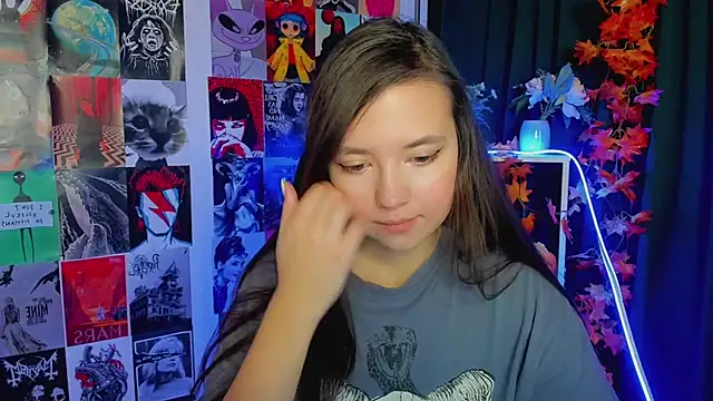 Lina Brownie online show from 13, 12, 2024