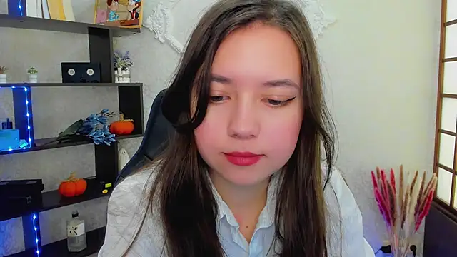 Lina Brownie online show from 21, 12, 2024