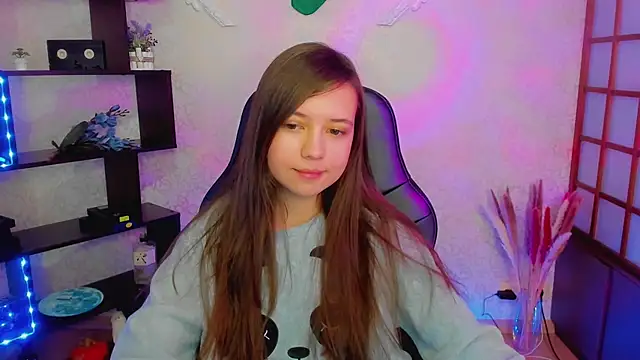 Lina Brownie online show from 4, 1, 2025