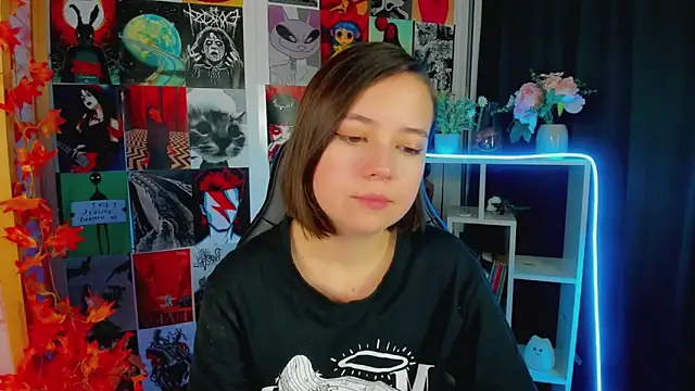 Lina Brownie online show from 24, 1, 2025