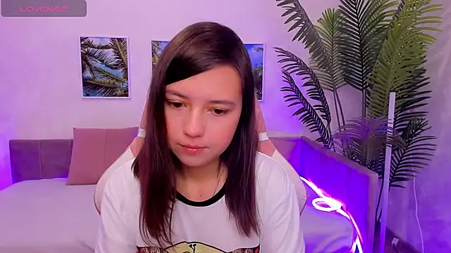 Lina Brownie online show from 9, 10, 2025