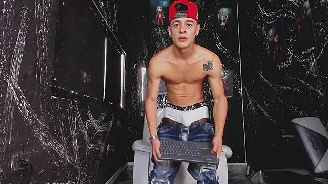 JuniorMorris  online show from 19, 9, 2025