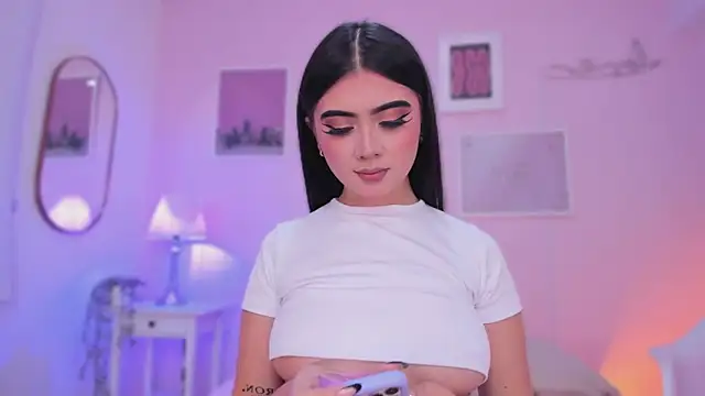 Snapshot of little-natt chatting on 10, 2, 2025 little-natt online show from 10, 2, 2025