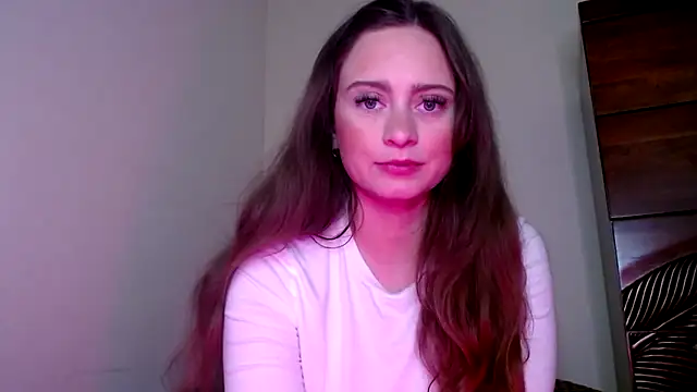 Sophie Raegan online show from 18, 12, 2024