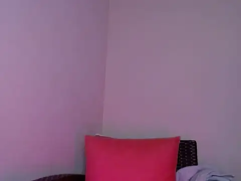 Sophie Raegan online show from 1, 1, 2025